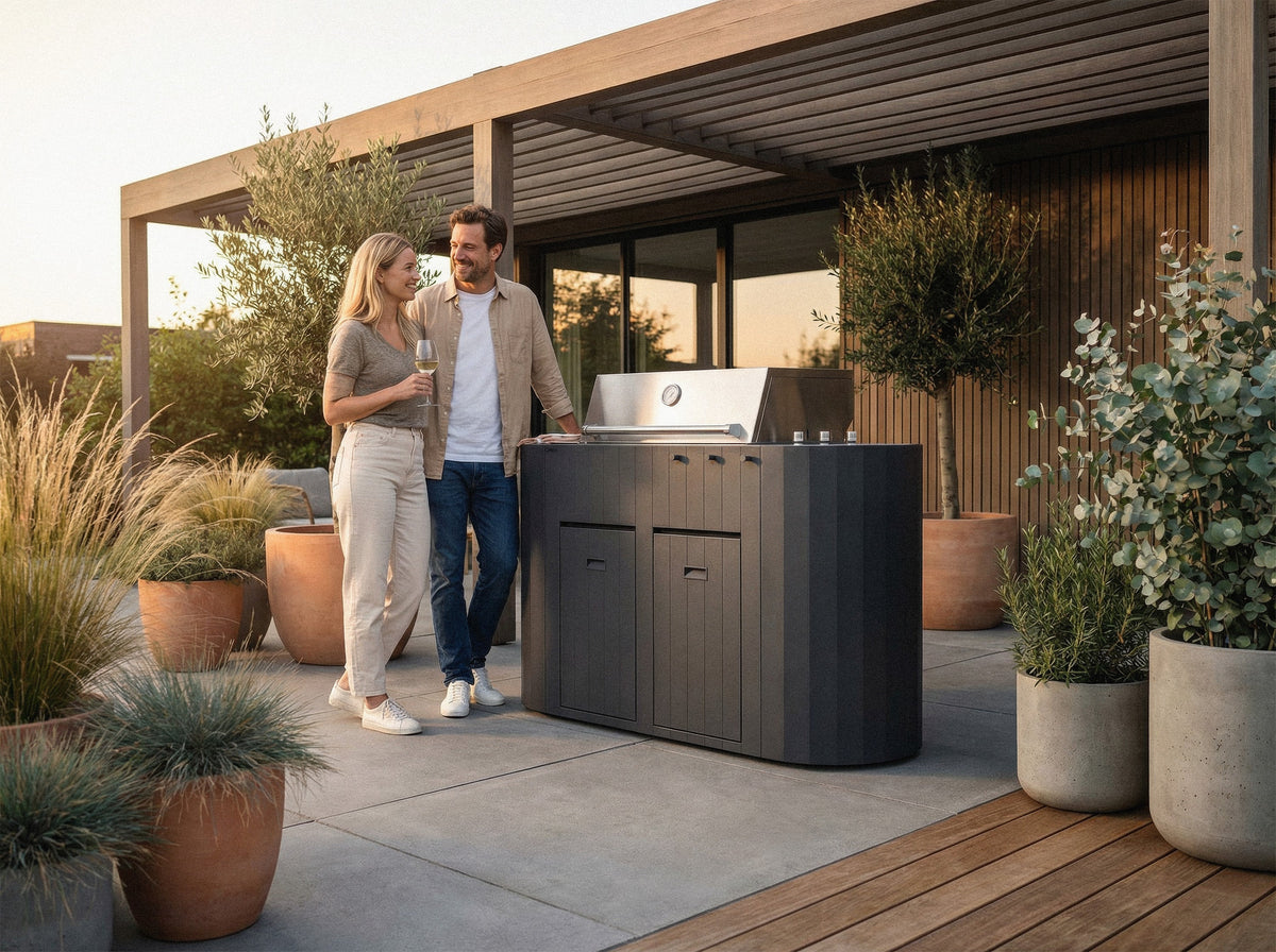 OVO GS outdoor kitchen in use