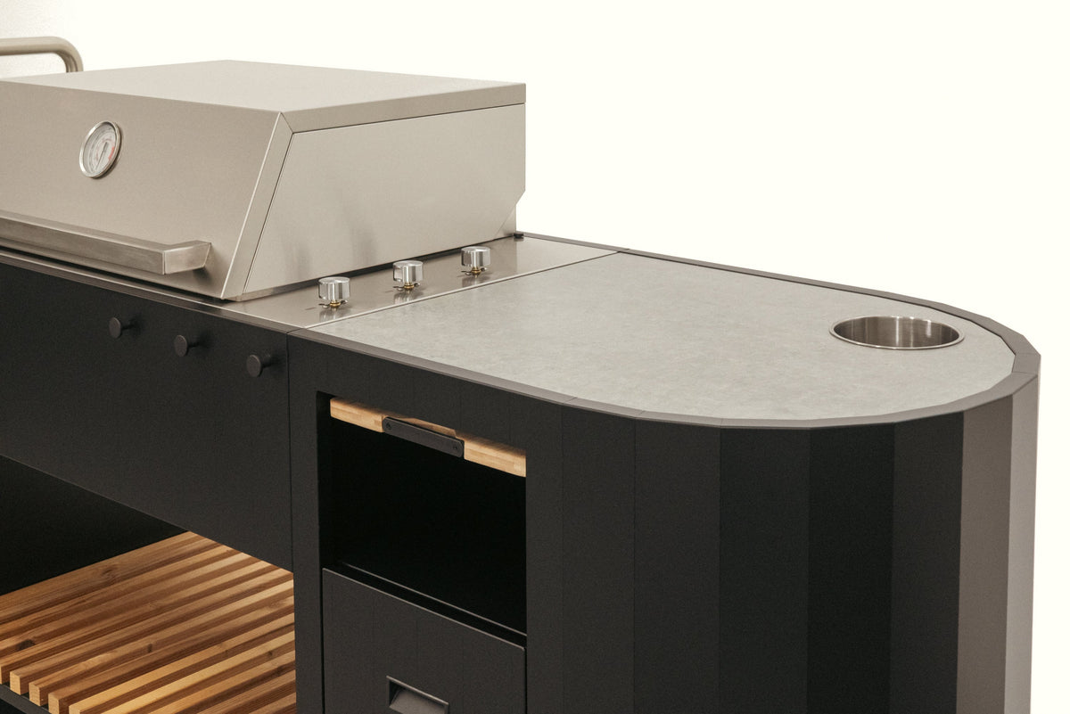 OVO GM Dekton worktop with ice well